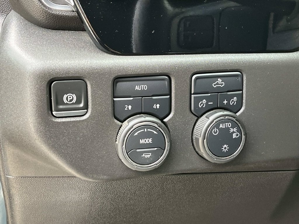 2025 Chevrolet Silverado 1500 LT LT1