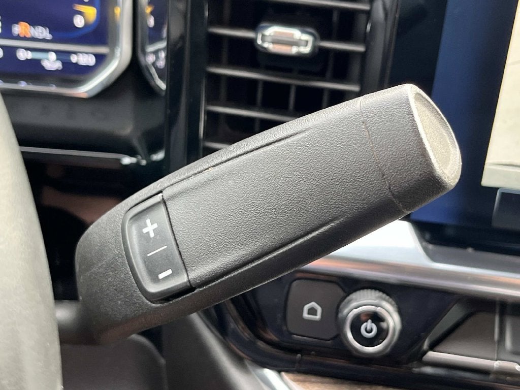 2025 Chevrolet Silverado 1500 LT LT1