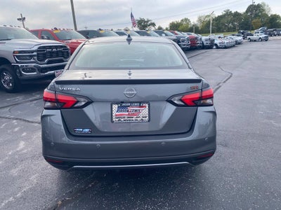 2024 Nissan Versa 1.6 SR