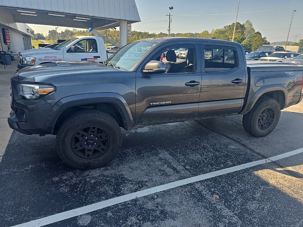 2016 Toyota Tacoma TRD Sport V6