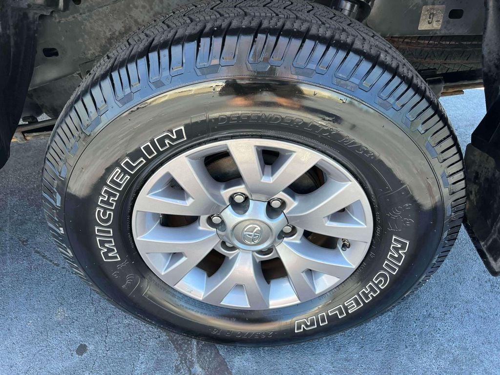 2019 Toyota Tacoma SR5 V6