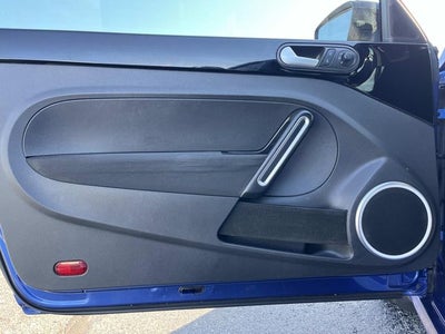 2014 Volkswagen Beetle 2.0T R-Line