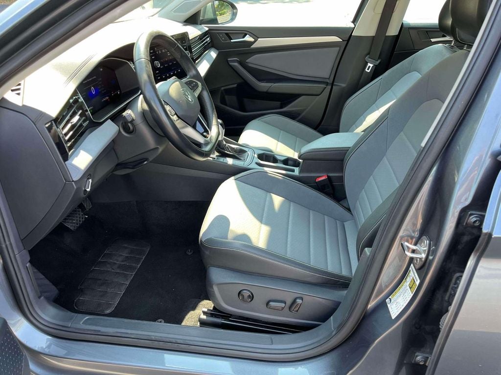 2025 Volkswagen Jetta 1.5T SE