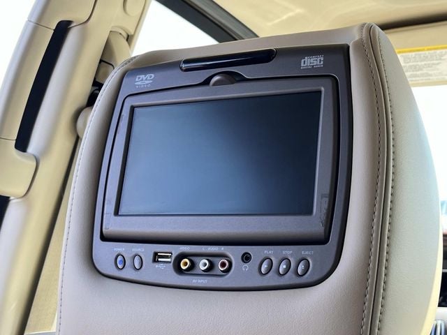 2015 Lincoln Navigator L Base
