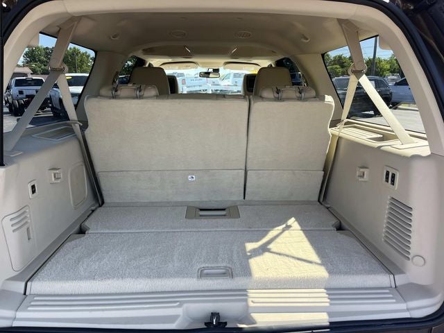2015 Lincoln Navigator L Base