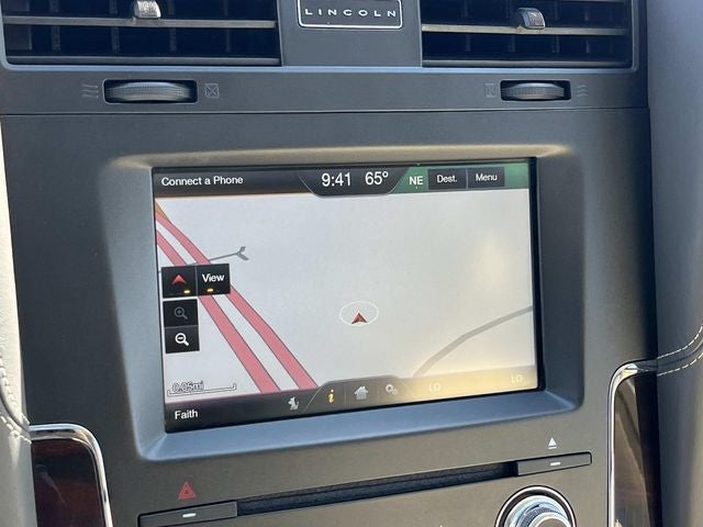 2015 Lincoln Navigator L Base