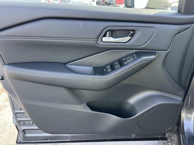 2026 Nissan Rogue SL