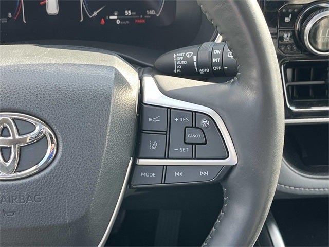 2023 Toyota Highlander Platinum