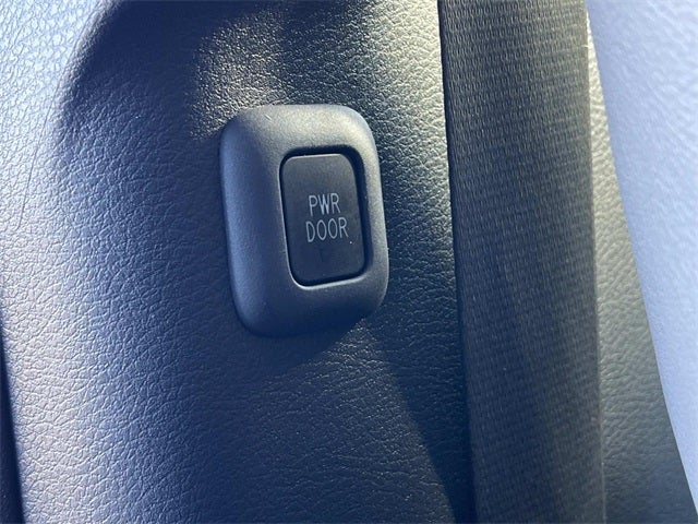 2024 Toyota Sienna XLE 7 Passenger