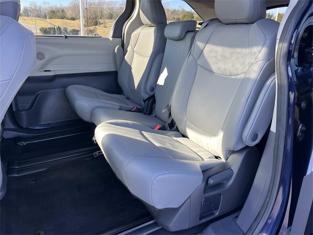 2024 Toyota Sienna XLE 7 Passenger