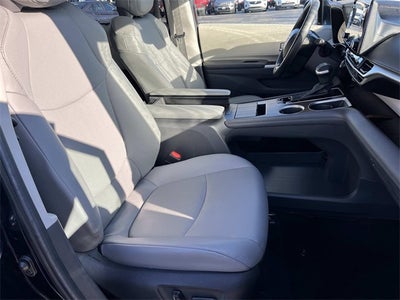 2024 Toyota Sienna XLE 7 Passenger