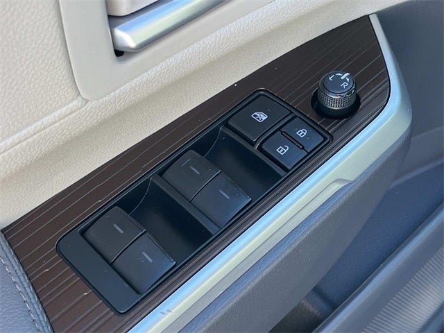 2024 Toyota Sienna XLE 7 Passenger