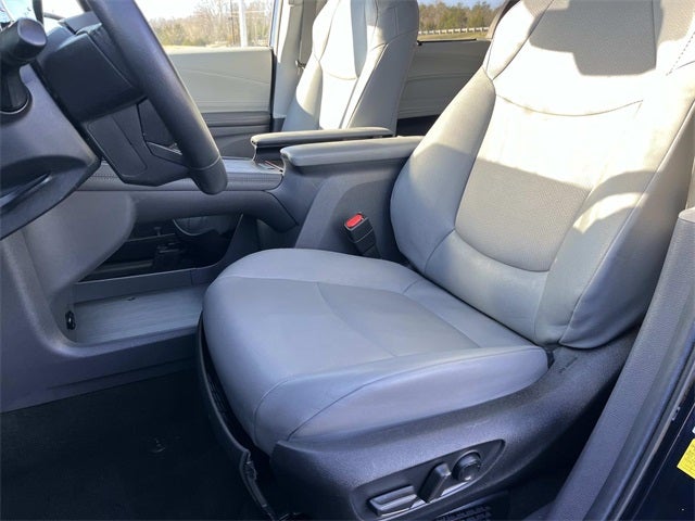 2024 Toyota Sienna XLE 7 Passenger