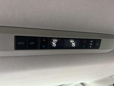 2023 Toyota Sienna XLE 8 Passenger