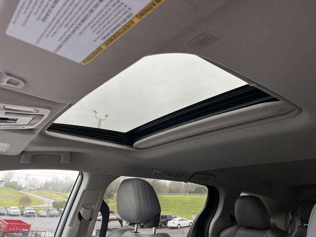 2023 Toyota Sienna XLE 8 Passenger