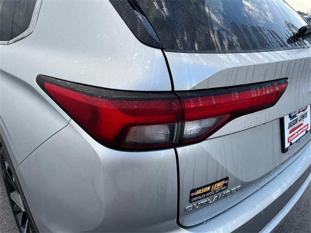 2023 Mitsubishi Outlander SE Black Edition