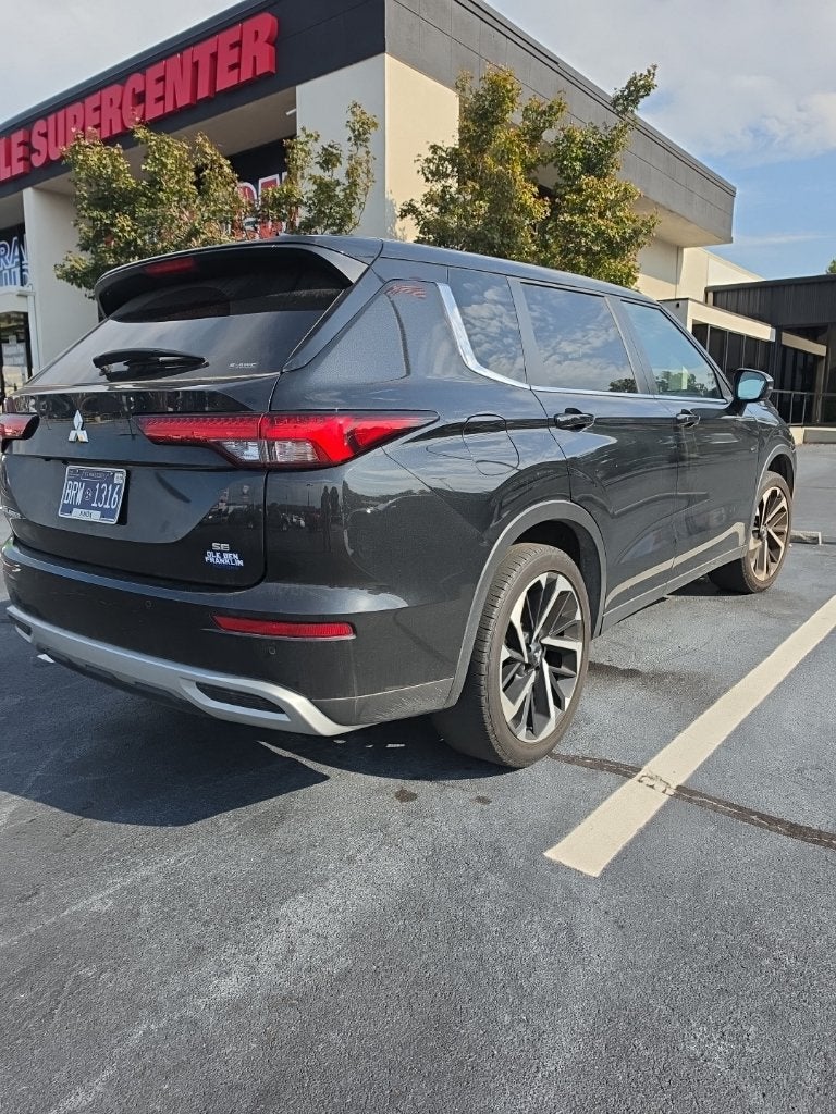 2024 Mitsubishi Outlander SE