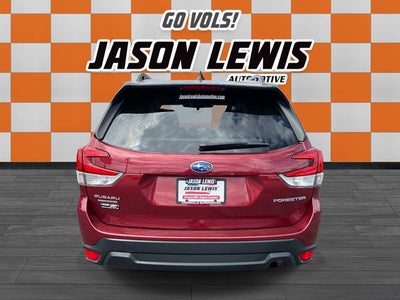 2024 Subaru Forester Premium