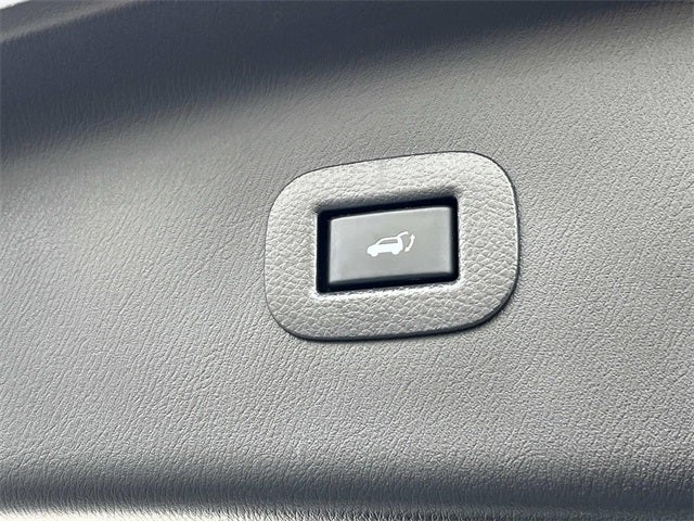 2021 INFINITI QX80 LUXE