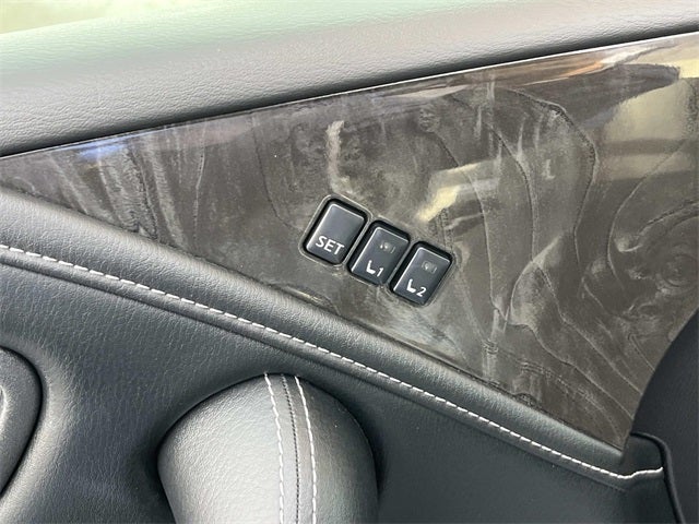 2021 INFINITI QX80 LUXE