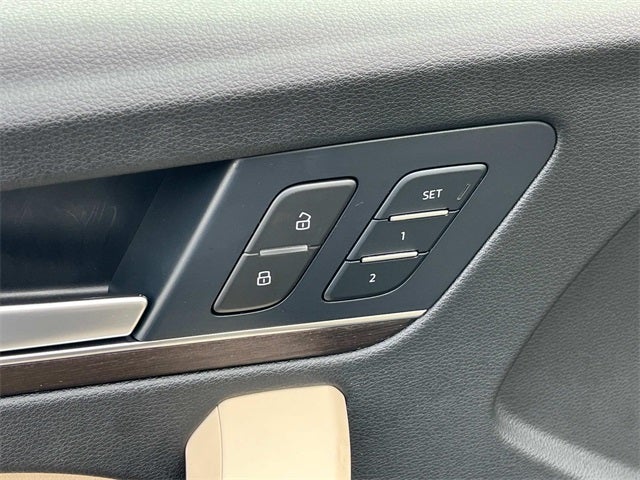 2024 Audi Q5 45 S line Premium quattro