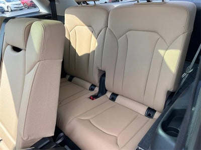 2022 Audi Q7 55 Premium Plus quattro