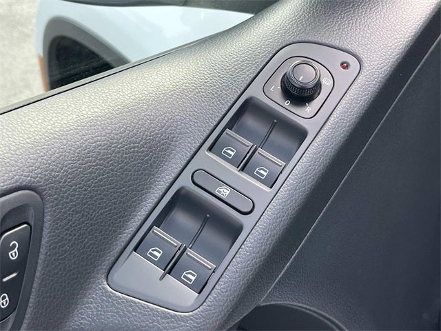 2017 Volkswagen Tiguan Limited 2.0T