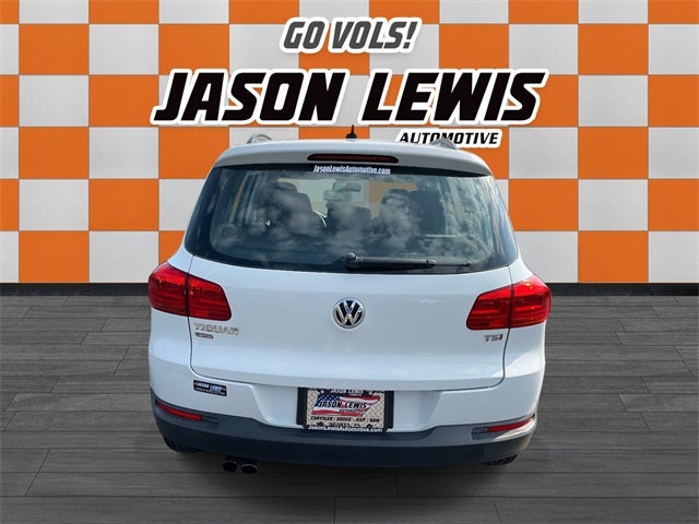 2017 Volkswagen Tiguan Limited 2.0T