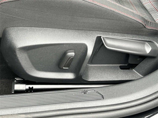 2024 Volkswagen Golf GTI 2.0T S