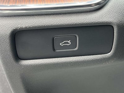 2025 Volvo V60 Cross Country B5 Plus