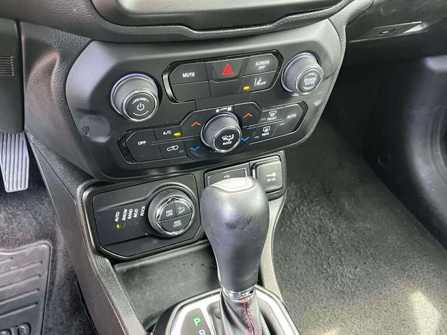 2023 Jeep Renegade Trailhawk